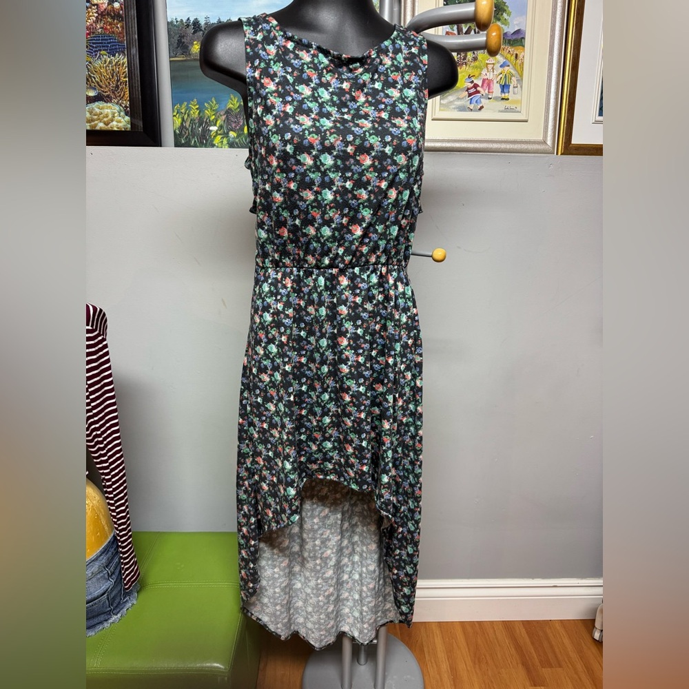 Zara Black Floral High-Low Dress. Cute open back. Elastic waist. EUC